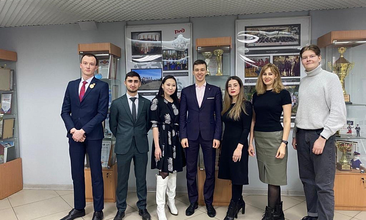 Направления молодежной политики ЗабЖД обсудили с амбассадорами от ЗабИЖТ