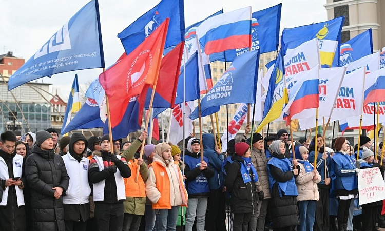 Студенты УУКЖТ ИрГУПС приняли участие во всероссийской акции «Крымская весна» и состоялась церемония награждения победителей акции «Большой кампанией на выборы! Zа нашу победу!»