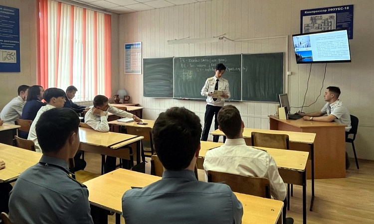 В УУКЖТ ИрГУПС проходят лекции Студенческой Лиги лекторов РБ