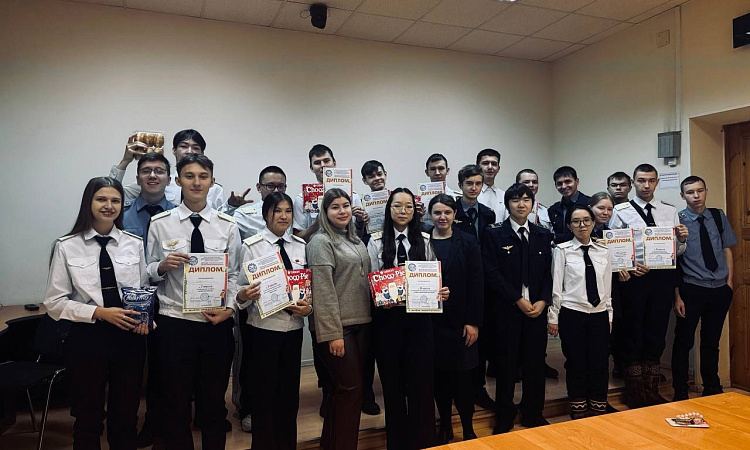 По случаю профессионального праздника Дня энергетика состоялось торжественное собрание студентов специальности 13.02.07 Электроснабжение (по отраслям)