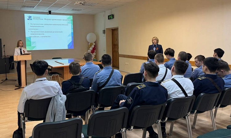 В УУКЖТ ИрГУПС проходят лекции Студенческой Лиги лекторов РБ
