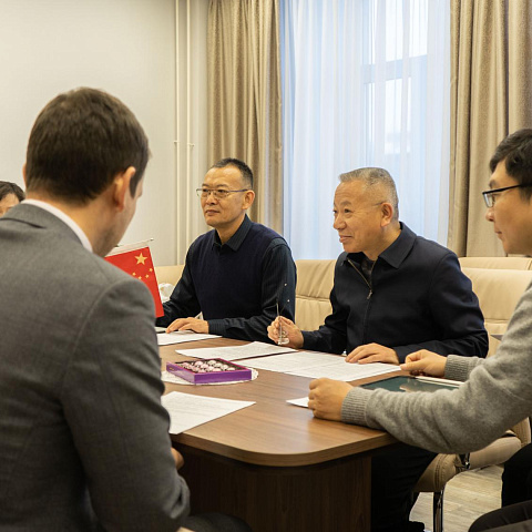 Между ИрГУПС и Кашгарским университетом заключен договор о сотрудничестве