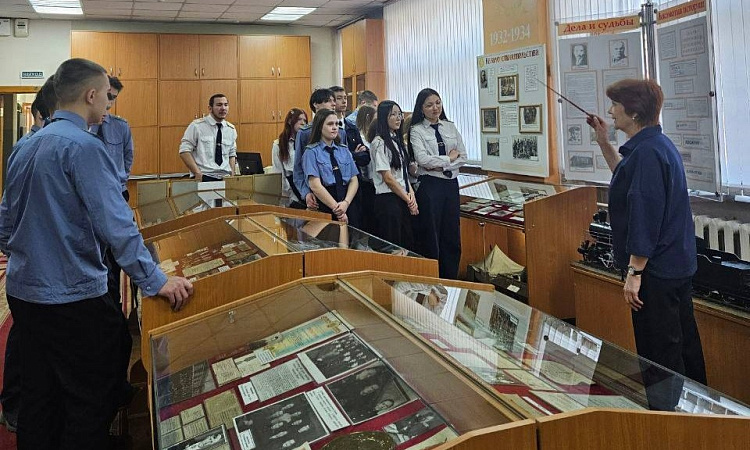 Студенты УУКЖТ ИрГУПС посетили музей истории ЛВРЗ