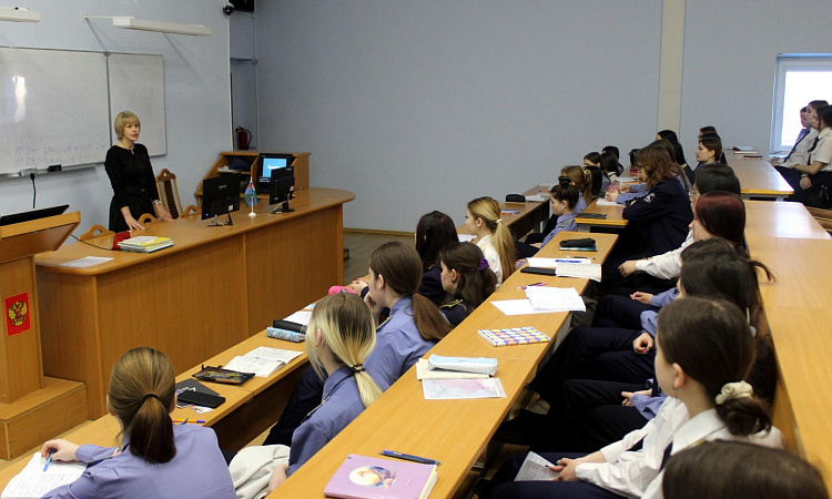 В УУКЖТ ИрГУПС начались просмотры фильмов о Великой Отечественной войне