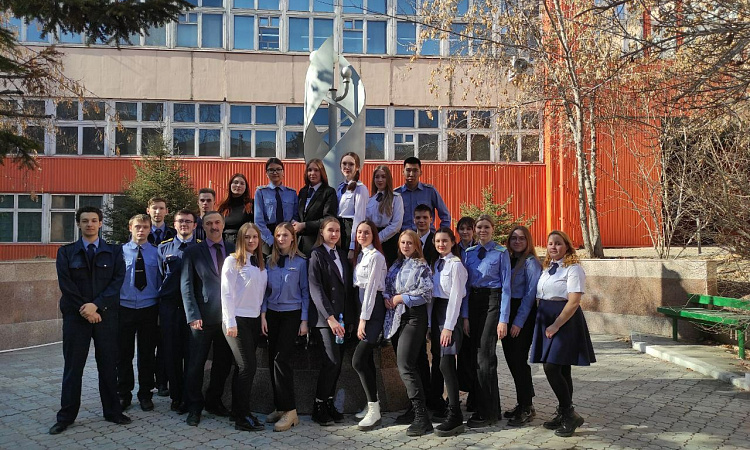 Экскурсия студентов 3 курса специальности Техническая эксплуатация транспортного радиоэлектронного оборудования в Улан-Удэнское приборостроительное производственное объединение (У-У ППО)