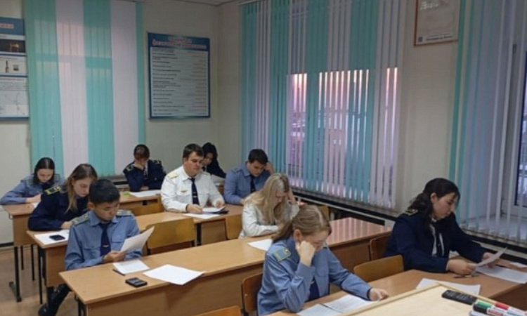 Олимпиада по физике для студентов УУКЖТ ИрГУПС