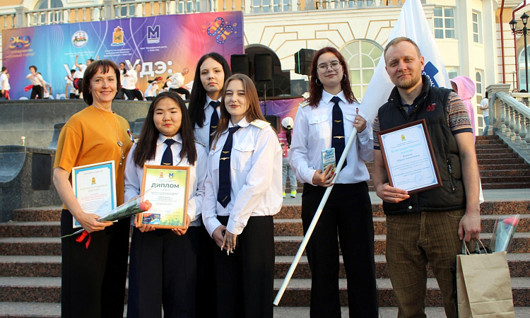 Награждение УУКЖТ в День России