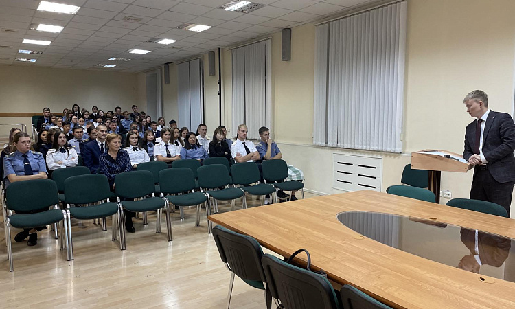 Интересная лекция начальника станции Улан-Удэ