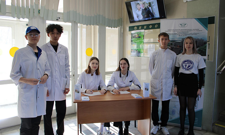 В МК ЖТ ИрГУПС прошёл день открытых дверей