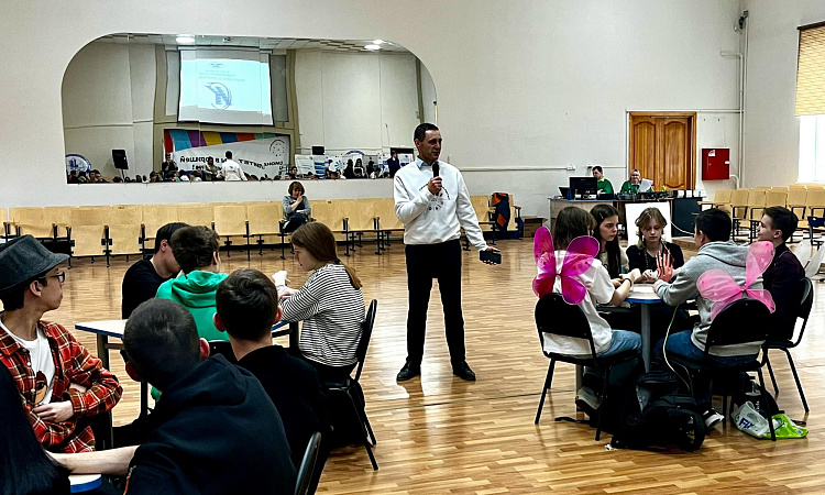 27 апреля в Сибирском колледже транспорта и строительства ИрГУПС при участии Амбассадоров Профессионалитета состоялся 6-й этап XII сезона Гран-При Иркутской области по интеллектуальным играм