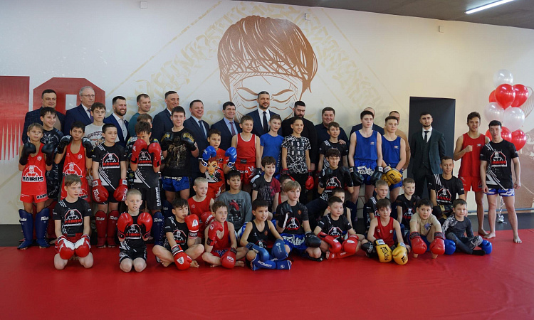 Здесь воспитывают характер!