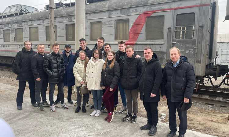 Студенты ЗабИЖТ побывали на Читинской дистанции электроснабжения