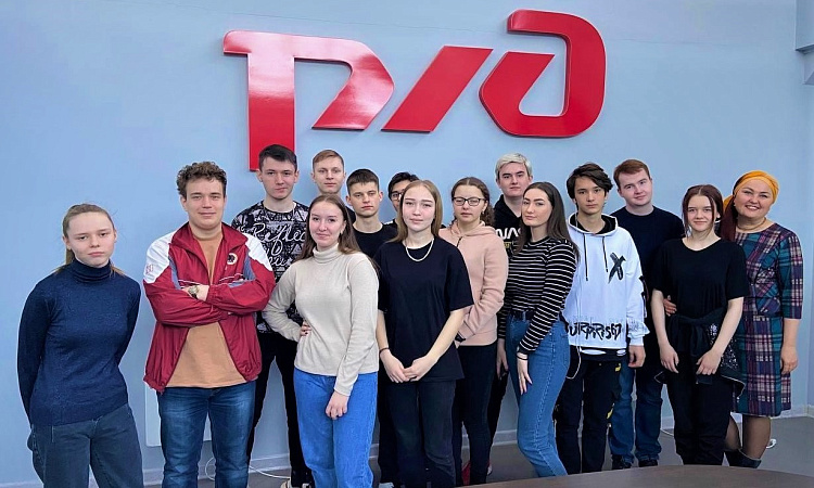 Студенты-первокурсники побывали в Центре оценки, мониторинга персонала и молодежной политики Забайкальской железной дороги (ДЦОМП)