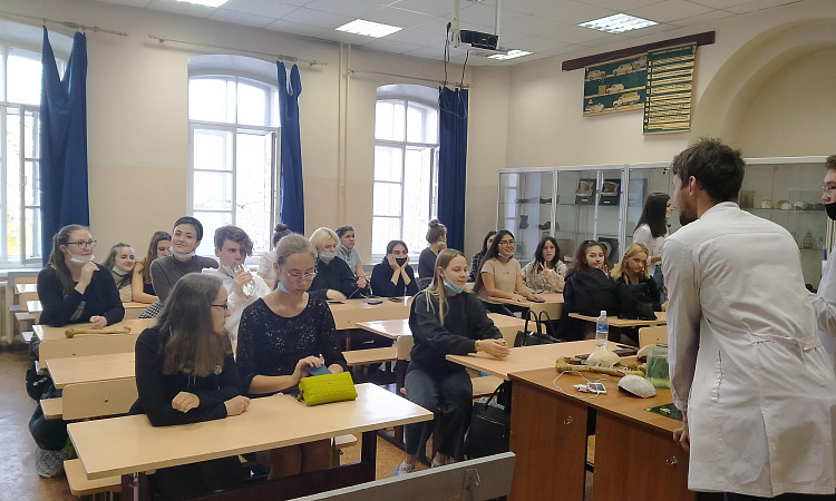 Участие студентов МК ЖТ в семинаре в антропологическом музее ИГМУ