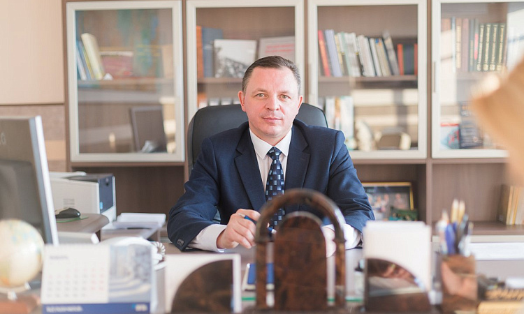 Поздравление директора ЗабИЖТ ИрГУПС Александра Еременко ко Дню российской науки Поздравление директора ЗабИЖТ ИрГУПС Александра Еременко ко Дню российской науки