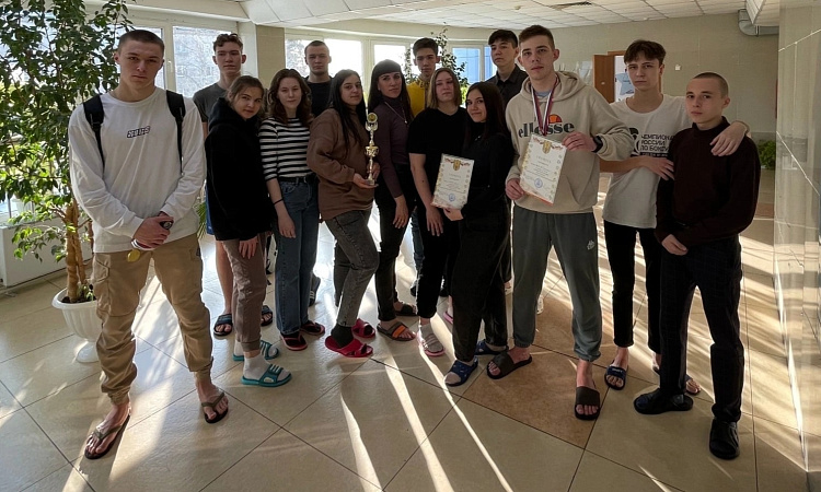 Сборная ЗабИЖТ успешно выступила в соревнованиях по плаванию