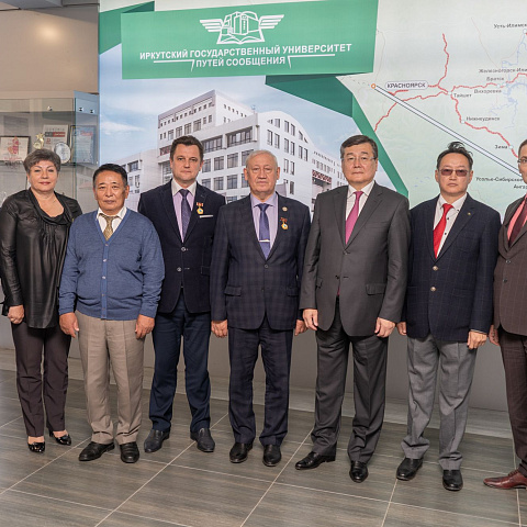 Генеральный консул Монголии в Иркутске посетил с официальным визитом ИрГУПС