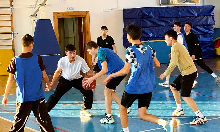 Баскетбольные соревнования стартовали на этой неделе в УУКЖТ ИрГУПС.