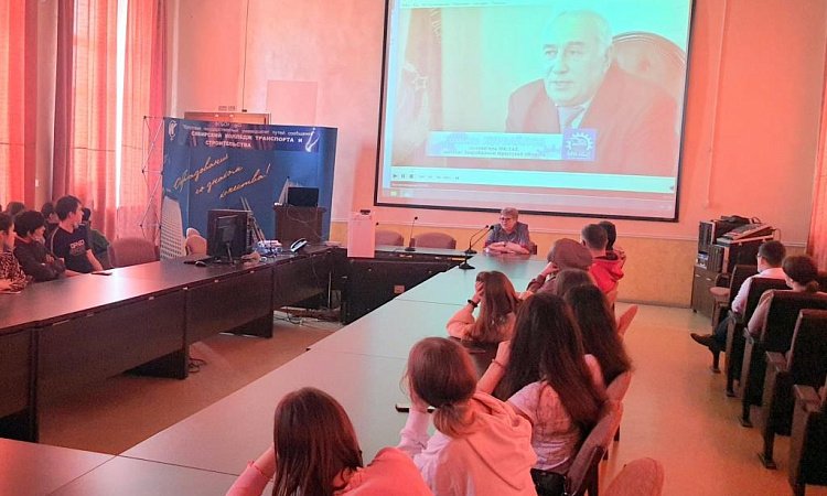 Встреча студентов 3 и 4 курса специальностей СЭАДА, СДМ и ДСА с представителями компании МК-162. 