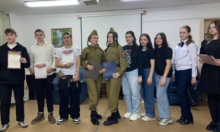 Конкурсно-игровая программа "А, ну-ка, парни!" в общежитии УУКЖТ ИрГУПС