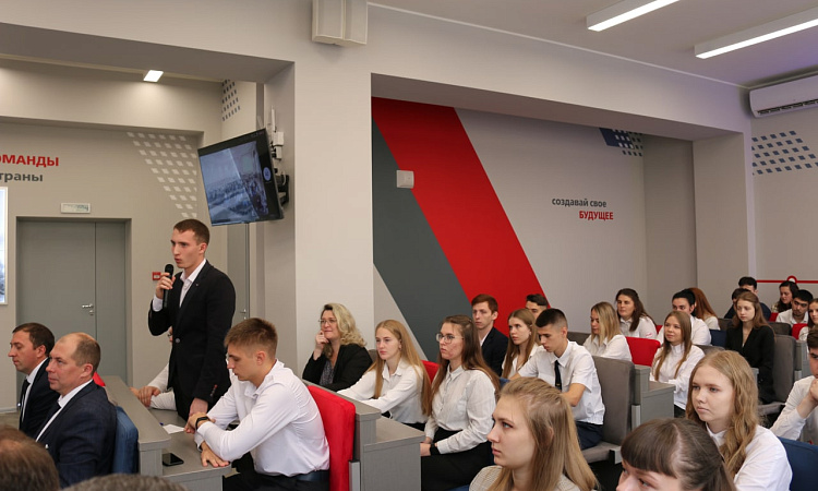 Открытие совместного бизнес-инкубатора и бизнес-акселератора КрИЖТ ИрГУПС и КрасЖД