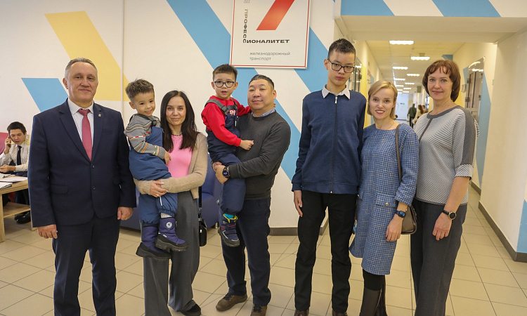 УУКЖТ ИрГУПС принял участие в осуществлении желания Содбоева Аяна с республиканской елки желаний от Главы республики Бурятия