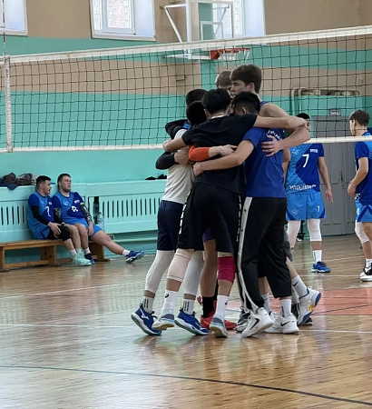 🏐 Соревнования по волейболу среди студентов профессиональных образовательных организаций Байкало-Иркутской территории подошли к концу! 